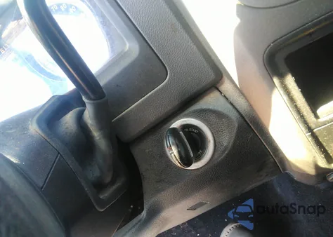 2015 Ram 1500 Express из США, поврежденный, VIN 1C6RR6KT7FS676831